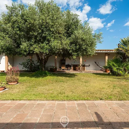 Estay - Garden On The Sea Ferienhaus
