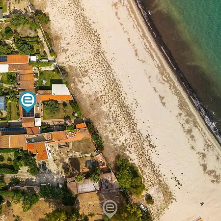 Estay - Garden On The Sea Ferienhaus *